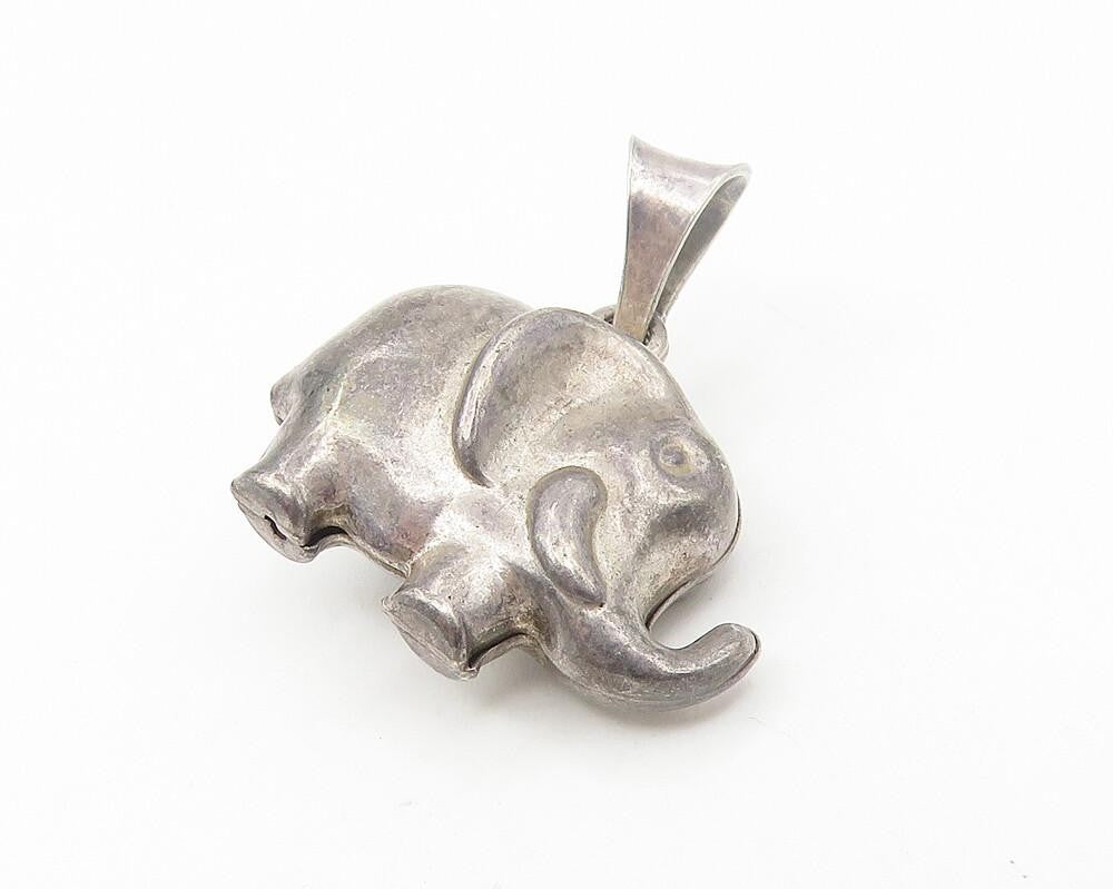 925 Sterling Silver  Vintage Dark Tone Hollow Elephant Animal Pendant  PT9110
