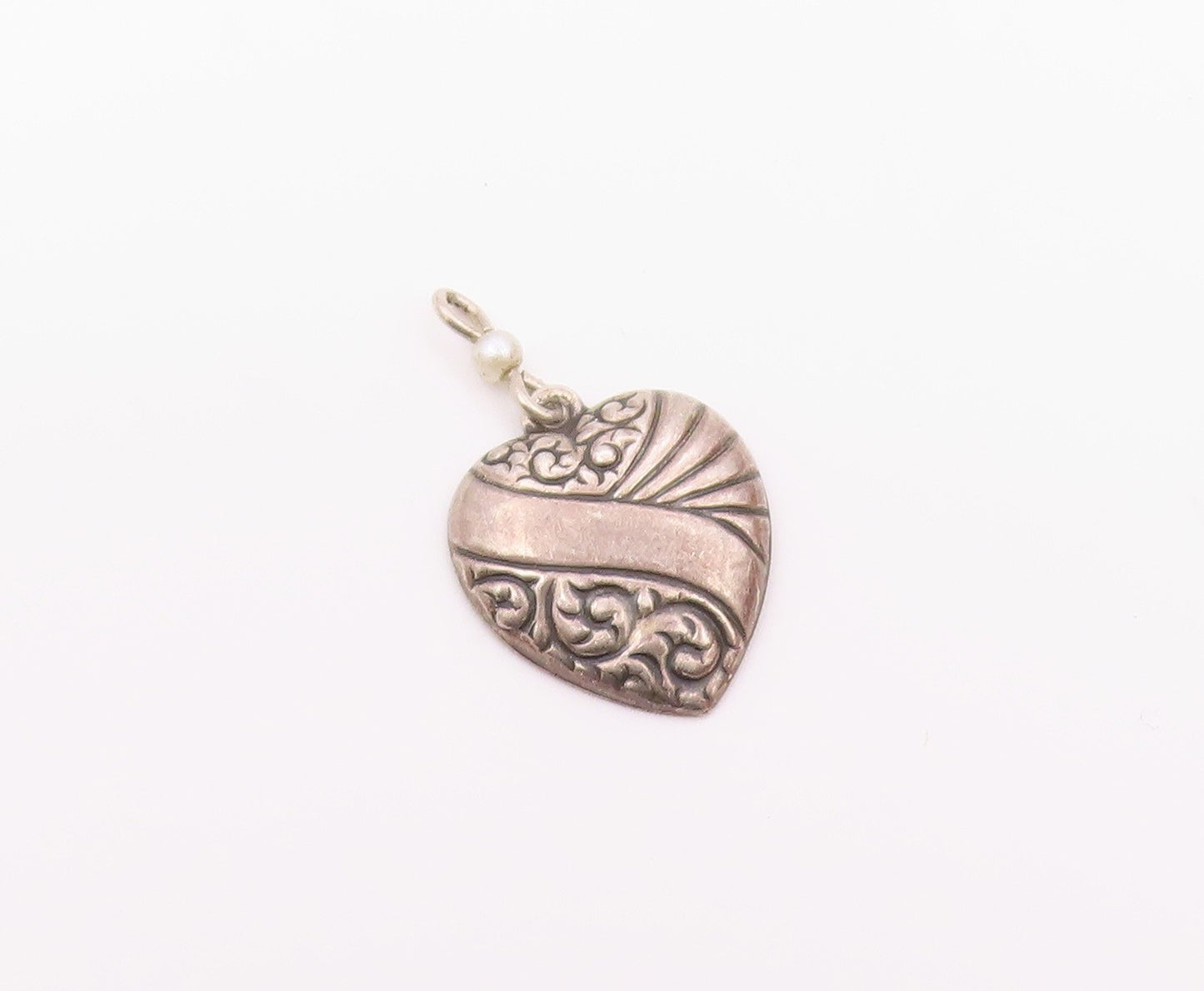 925 Sterling Silver  Vintage Petite Pearl Swirl Love Heart Pendant  PT16471