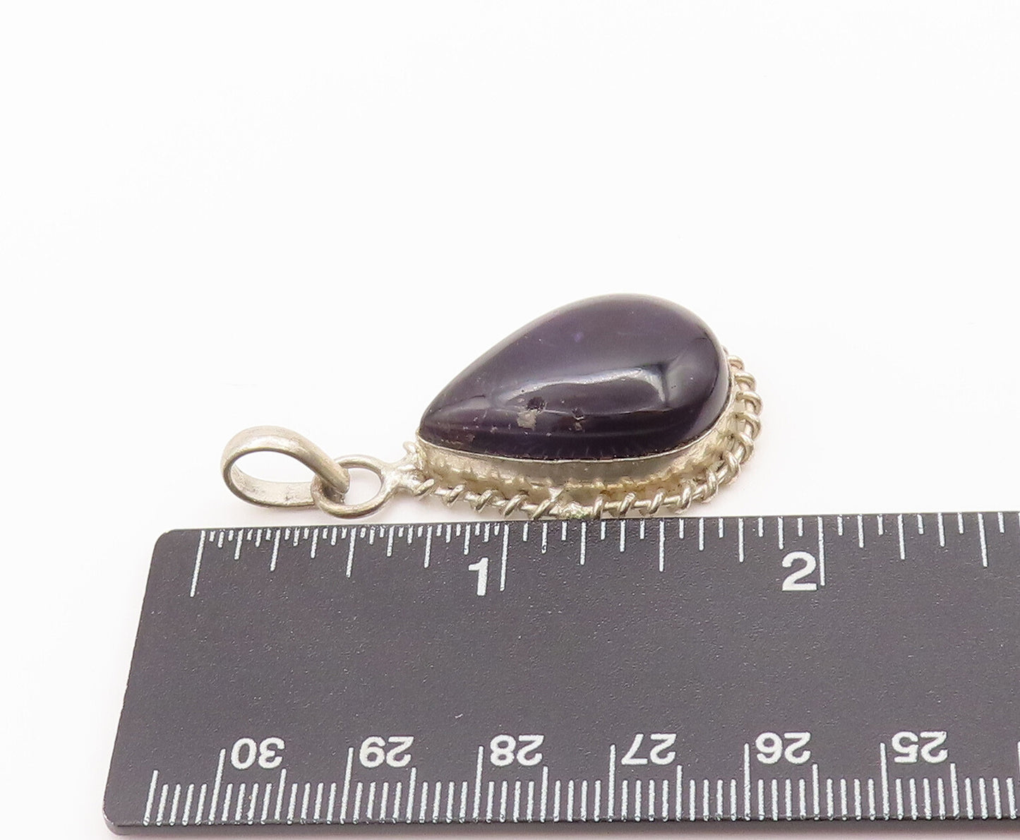 925 Sterling Silver Vintage Pendant Drop Shape Onyx Halo Coiled Border  PT22685
