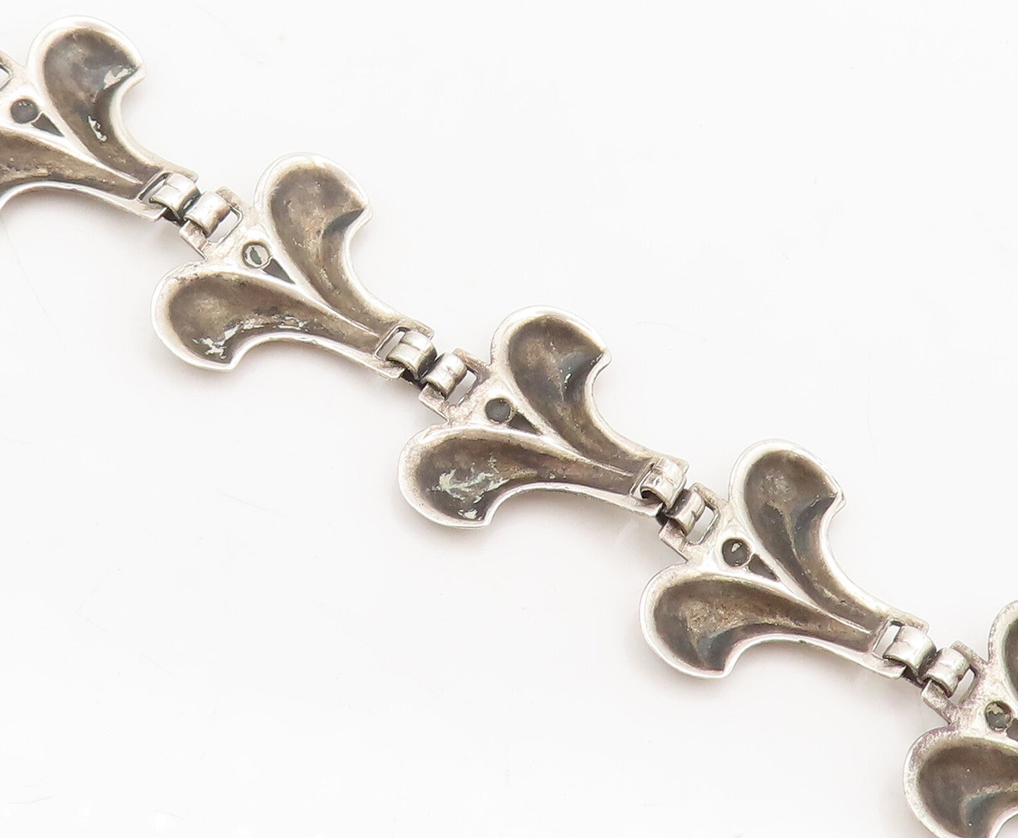 925 Sterling Silver  Vintage Cutout Swirly 2 Petal Flowers Bracelet  BT10079