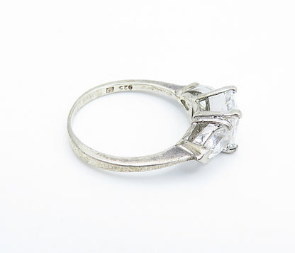 925 Sterling Silver  Vintage Cubic Zirconia 3 Stone Band Ring Sz 6  RG6748