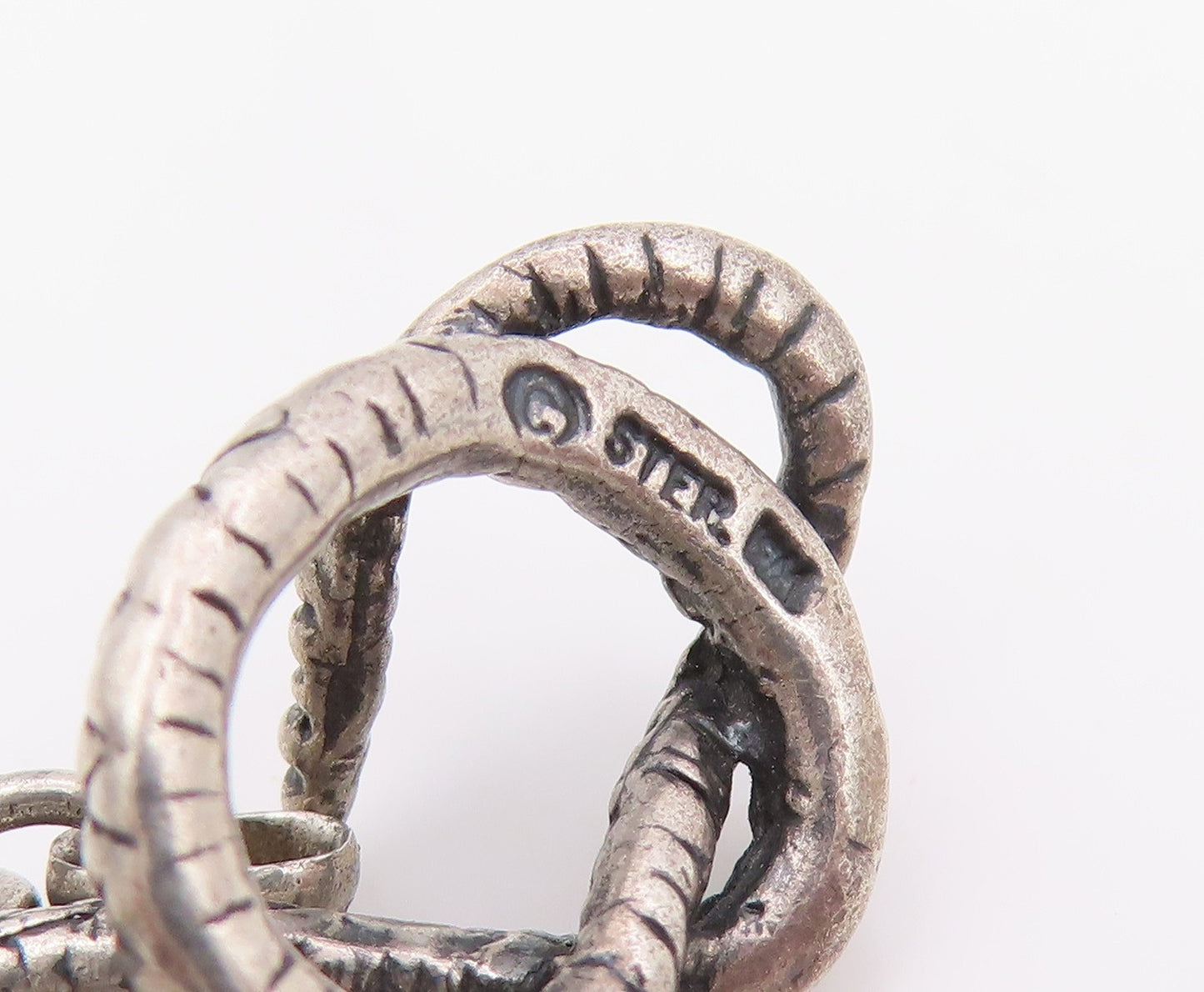 925 Sterling Silver Vintage Pendant Etched Bryce Canyon Coiled Snake  PT25226
