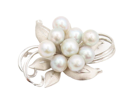 925 Sterling Silver  Vintage Pearl Beaded Carved Flower Brooch Pin  BP10523