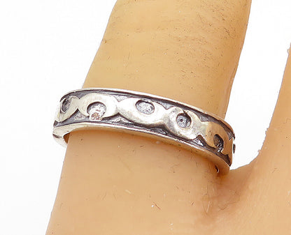 925 Sterling Silver  Vintage Dark Tone Swirl Pattern Band Ring Sz 8  RG4052