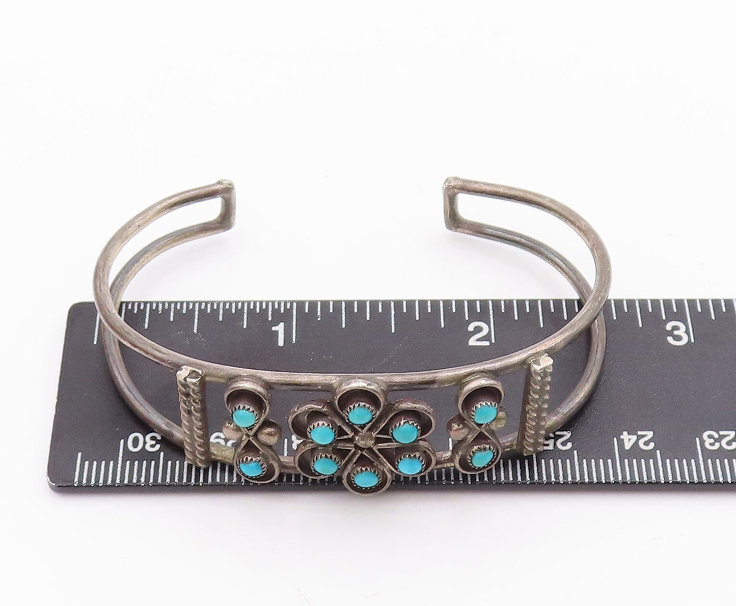925 Sterling Silver Vintage Bracelet NAVAJO Floral Cutout Turquoise Cuff BT10522