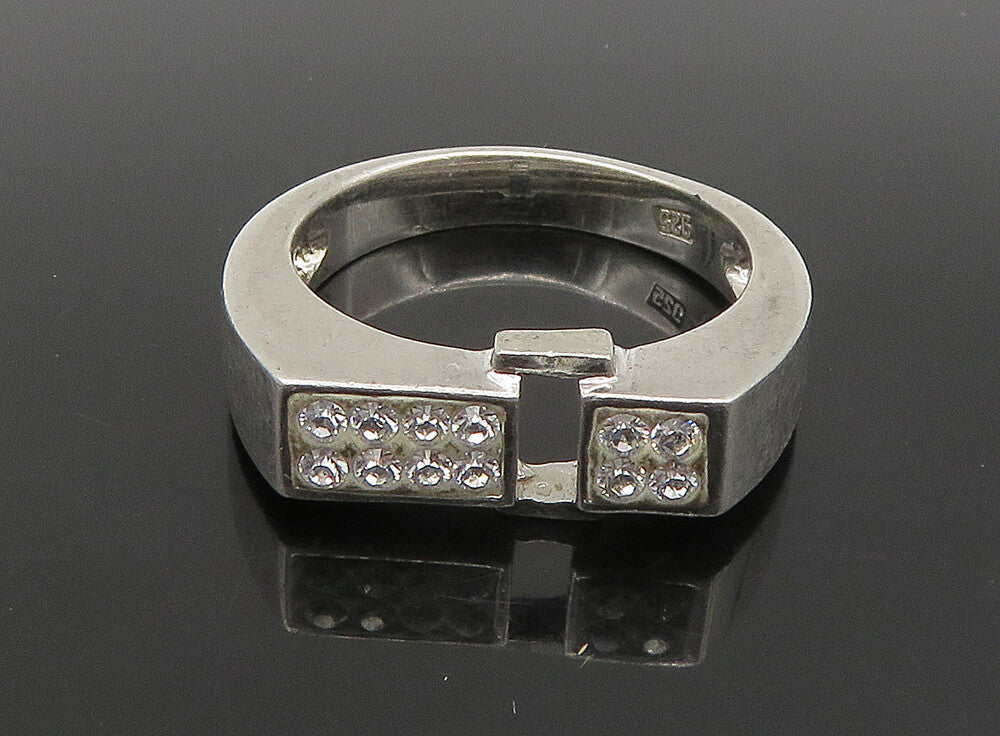 925 Sterling Silver  Vintage Rhinestones Square Band Ring Sz 7.5  RG23623