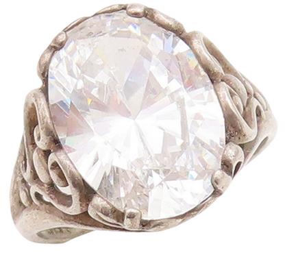 925 Sterling Silver Vintage Ring Cutout Heart Design Oval CZ  Sz 6  RG29060