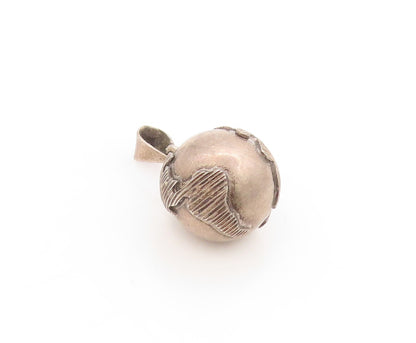 925 Sterling Silver Vintage Pendant Dark Tone Globe Bell Charm JINGLES  PT25084