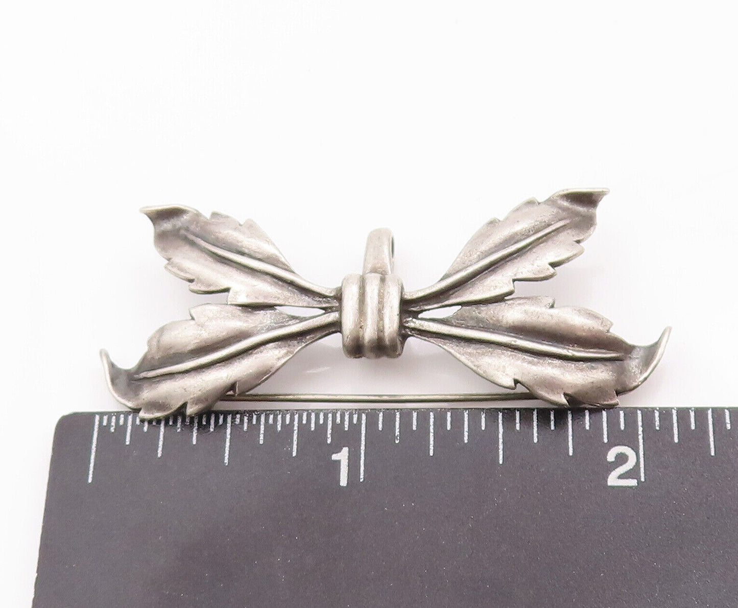 925 Sterling Silver Vintage Brooch Pin Designer Solid Carved Leaf Bow  BP10941