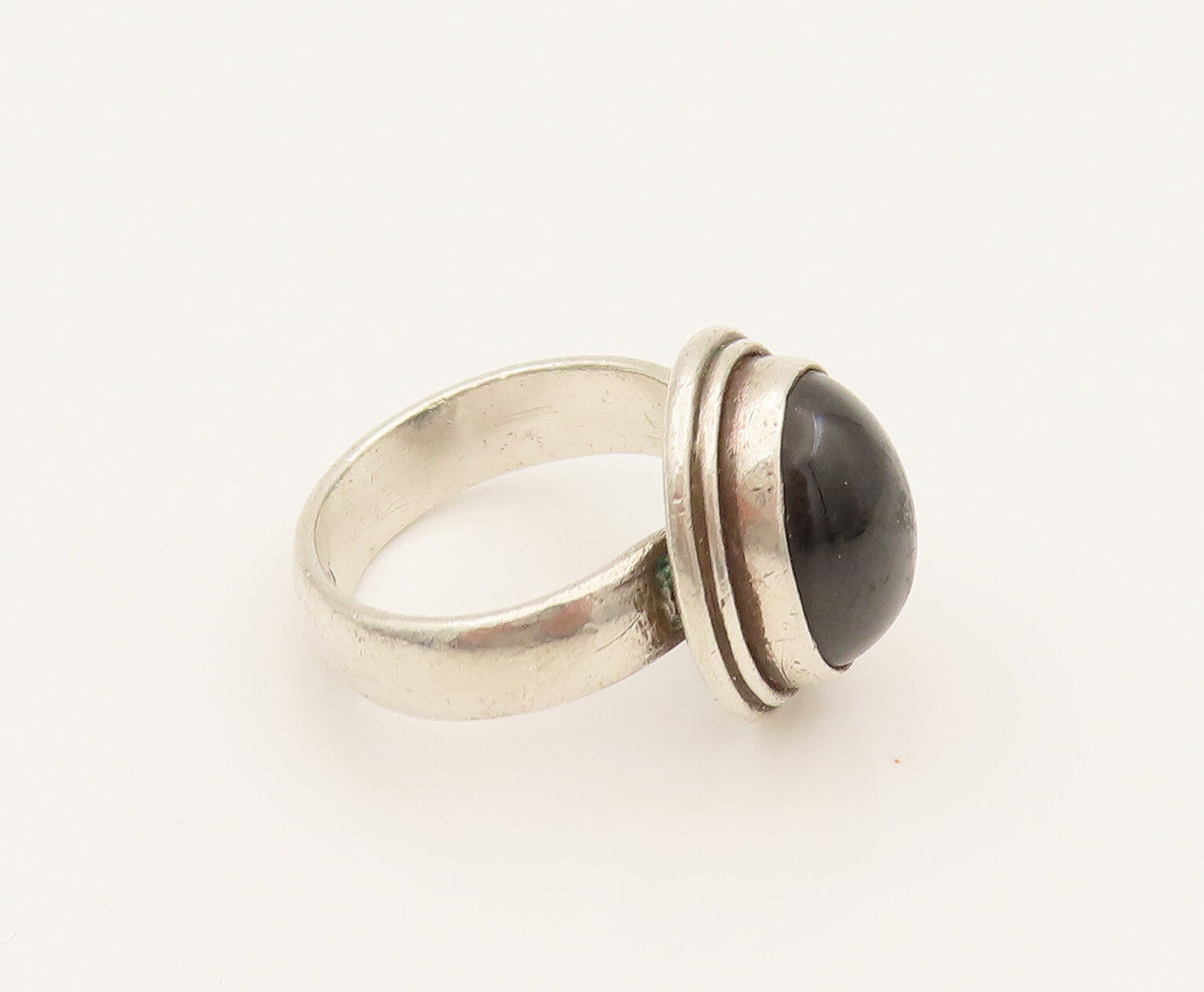 925 Sterling Silver  Vintage Minimalist Cabochon Black Onyx Ring Sz 9  RG26294