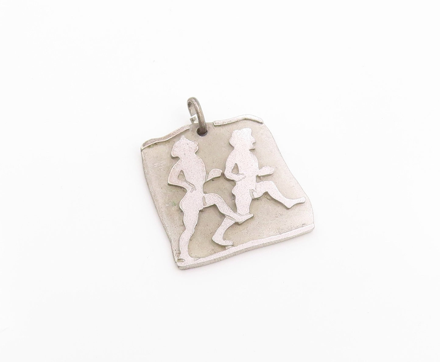 925 Sterling Silver Vintage Pendant Modernist Athletic Runners Medal  PT26282