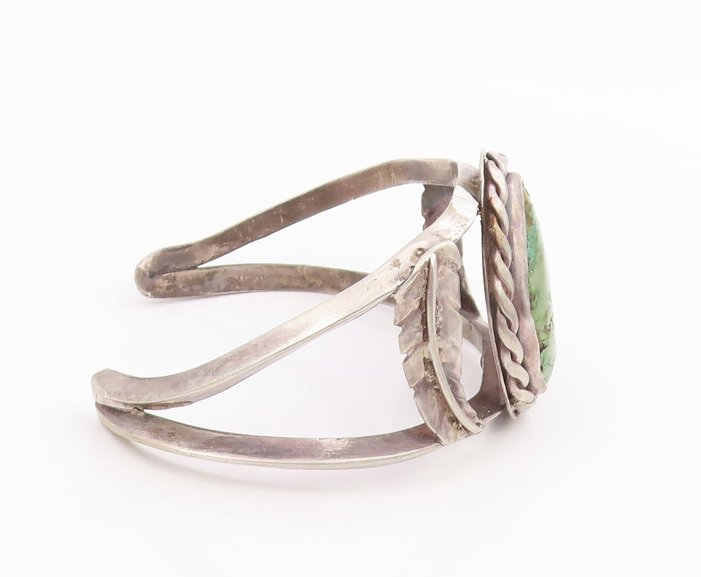 925 Sterling Silver Vintage Bracelet NAVAJO Turquoise Etched Leaf Cuff  BT11979