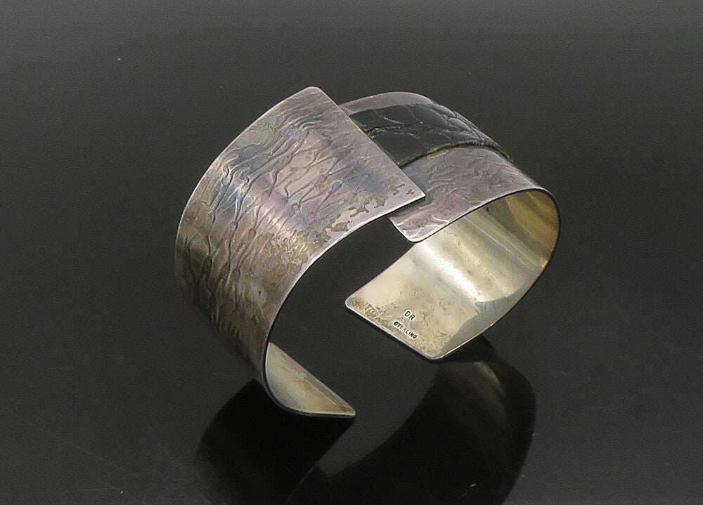 DESIGNER 925 Silver  Vintage Enamel Detail Textured Cuff Bracelet  BT9055