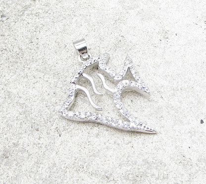 925 Sterling Silver  White Cubic Zirconia Swimming Fish Drop Pendant  PT1366