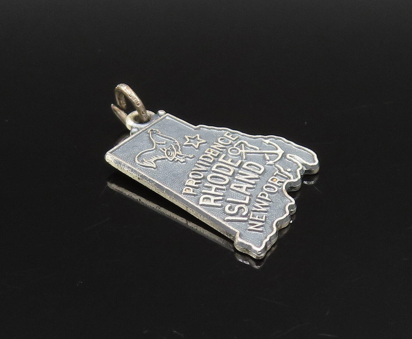 925 Sterling Silver  Vintage Rhode Island State Souvenir Pendant  PT21070