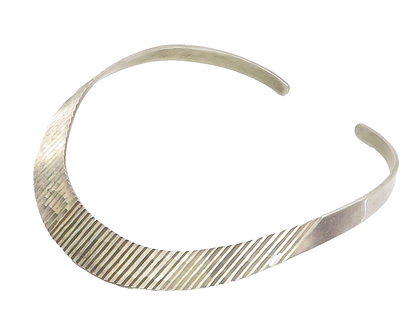 MEXICO 925 Sterling Silver  Vintage Shiny Fluted Detail Collar Necklace NE2415
