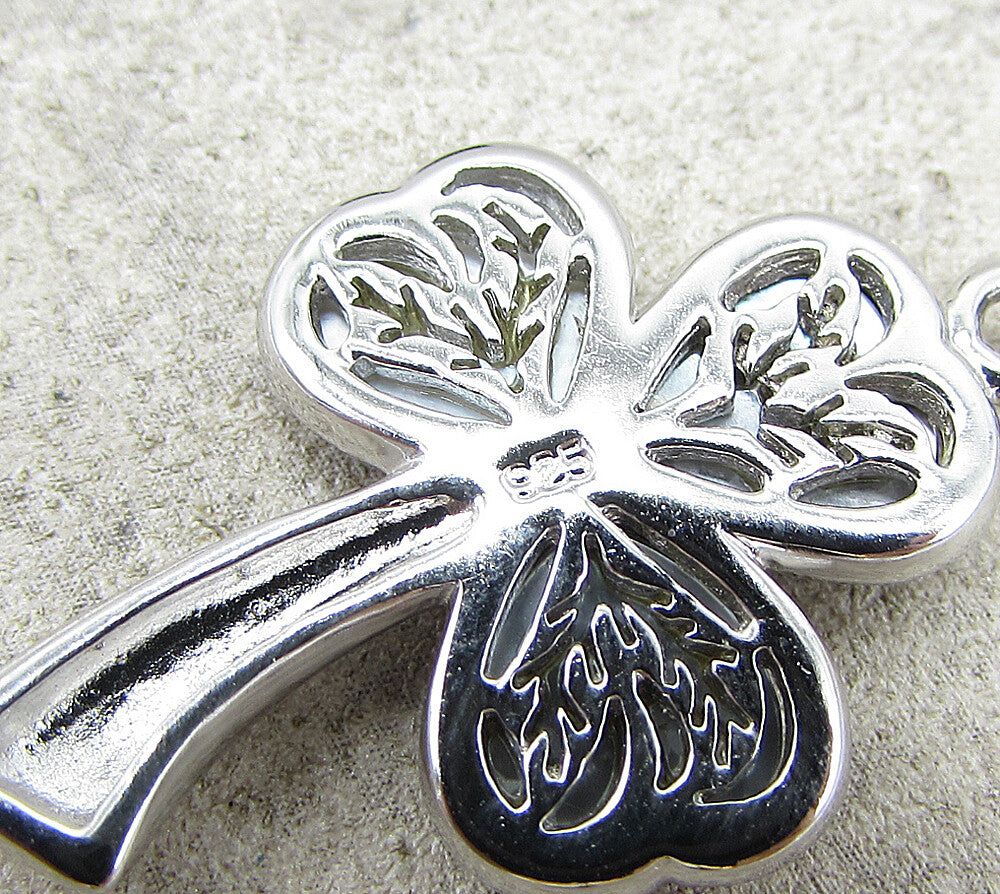 925 Sterling Silver  Mother of Pearl Love Heart Clover Drop Pendant  PT1376
