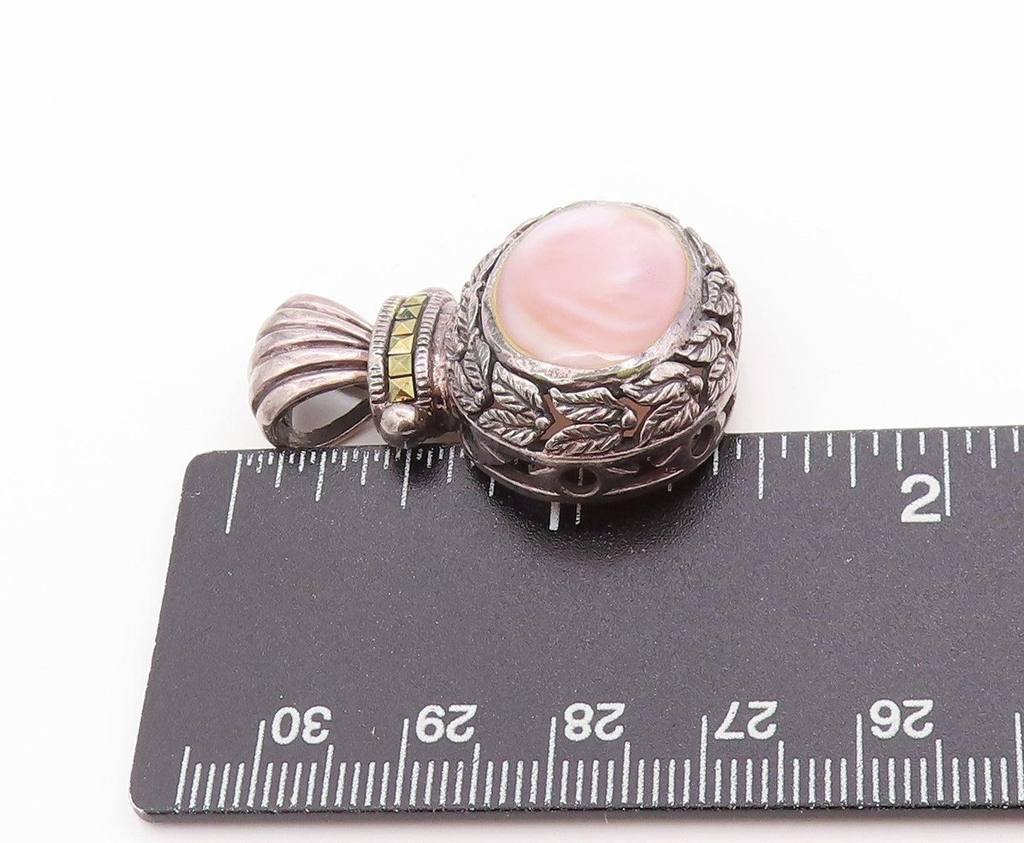 925 Sterling Silver Vintage Pendant Mother Of Pearl Etched Floral Design PT24869