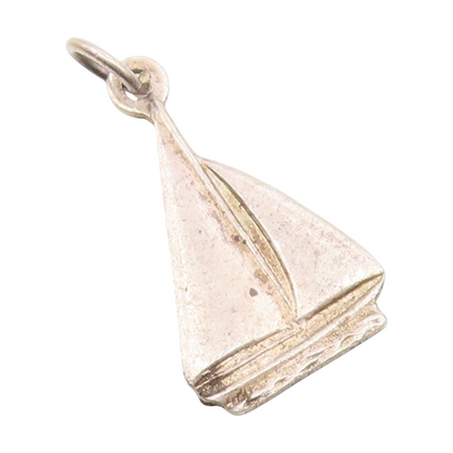 925 Sterling Silver Vintage Petite Sail Boat Motif Drop Pendant  PT17964