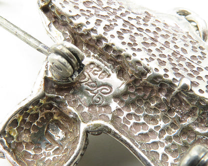 JEZLAINE 925 Sterling Silver  Vintage Shiny Lying Cat Motif Brooch Pin  BP7522