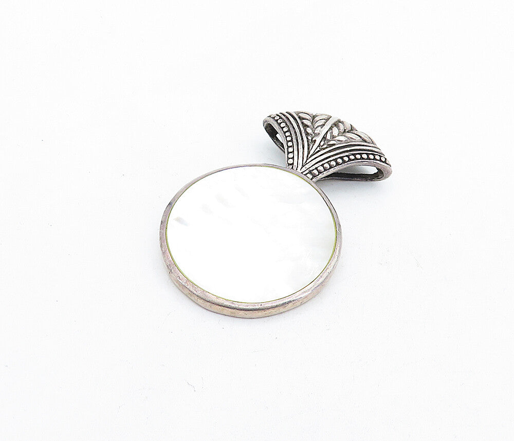 925 Sterling Silver  Vintage Mother Of Pearl Round Wheat Detail Pendant PT3988