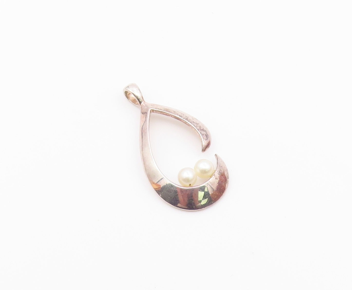 925 Sterling Silver  Vintage Petite Pearls Open Tear Drop Pendant  PT16148