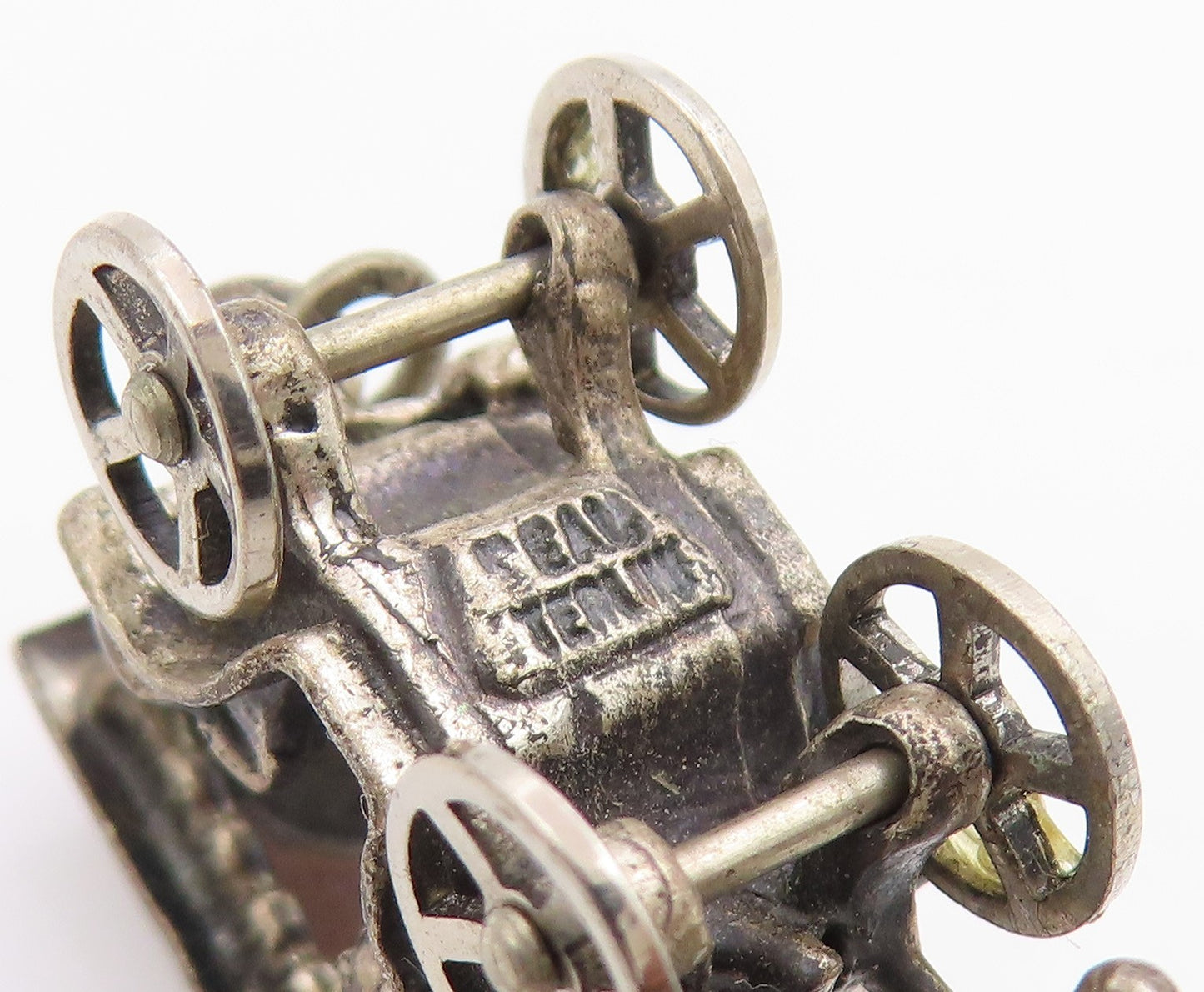 925 Sterling Silver Vintage Pendant BEAU Horse & Carriage Charm Moves  PT26278