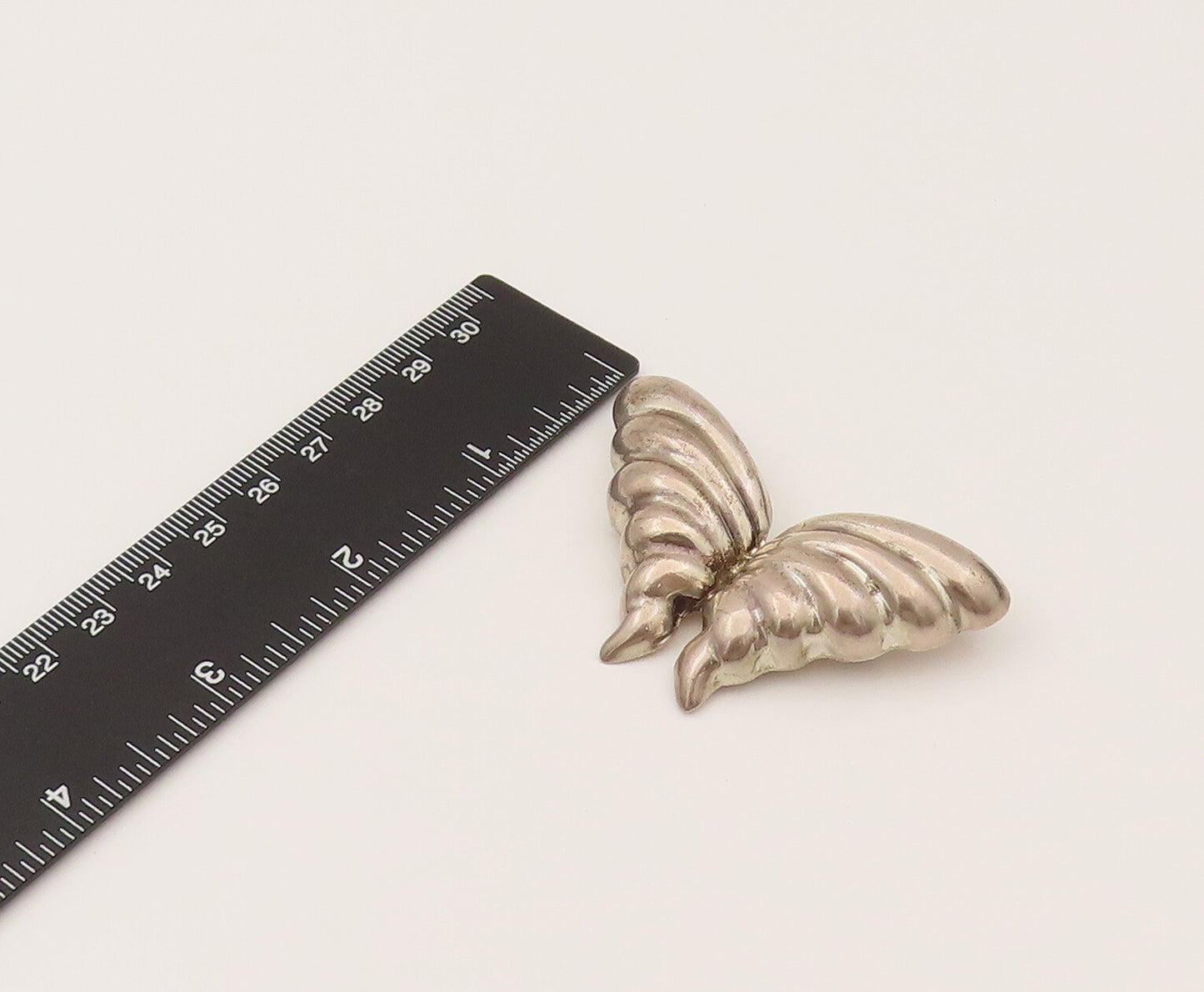 925 Sterling Silver  Vintage Hollow Puffy Butterfly Brooch Pin  BP10247