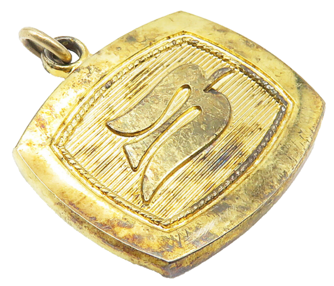 925 Sterling Silver  Vintage Embossed Detail Gold Plated Drop Pendant  PT8453