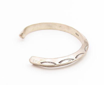 925 Sterling Silver Vintage Bracelet NAVAJO Etched Sunrise Wave Cuff  BT11911
