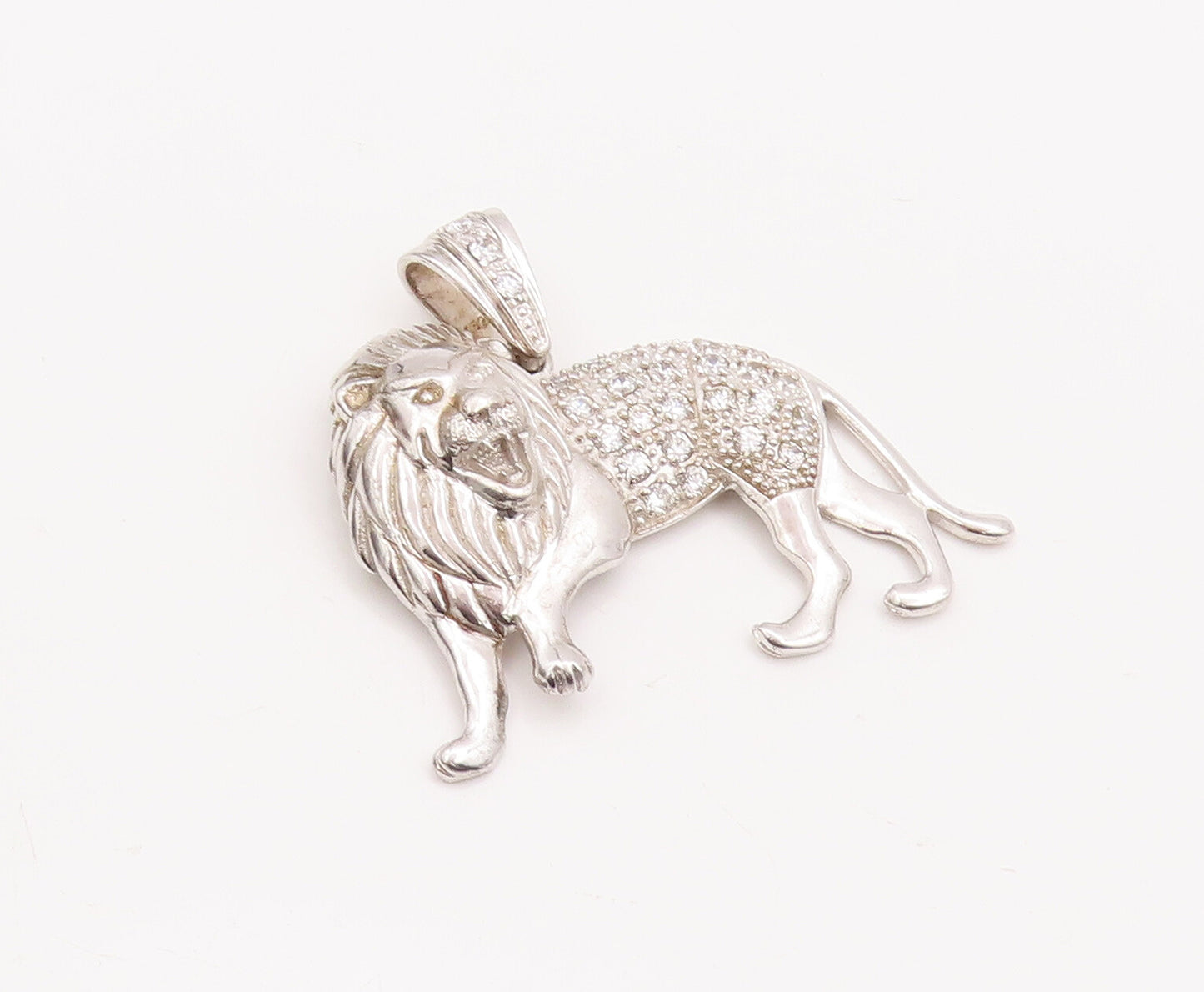 925 Sterling Silver Vintage Pendant Carved CZ Inlay Angry Roaring Lion  PT23086