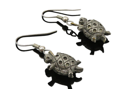 925 Sterling Silver  Vintage Oxidized Sea Turtle Motif Dangle Earrings  EG5783