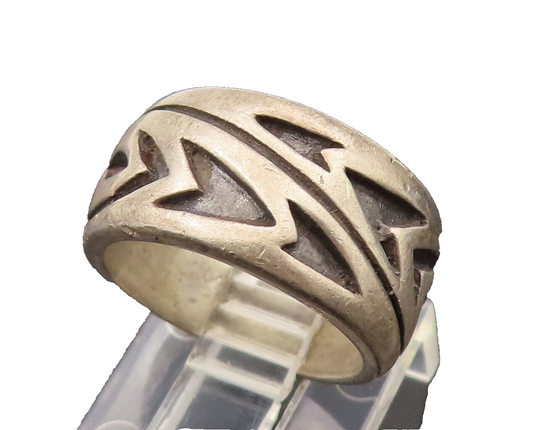 925 Sterling Silver Vintage Carved Arrow Abstract Band Ring Sz 4.5  RG26462