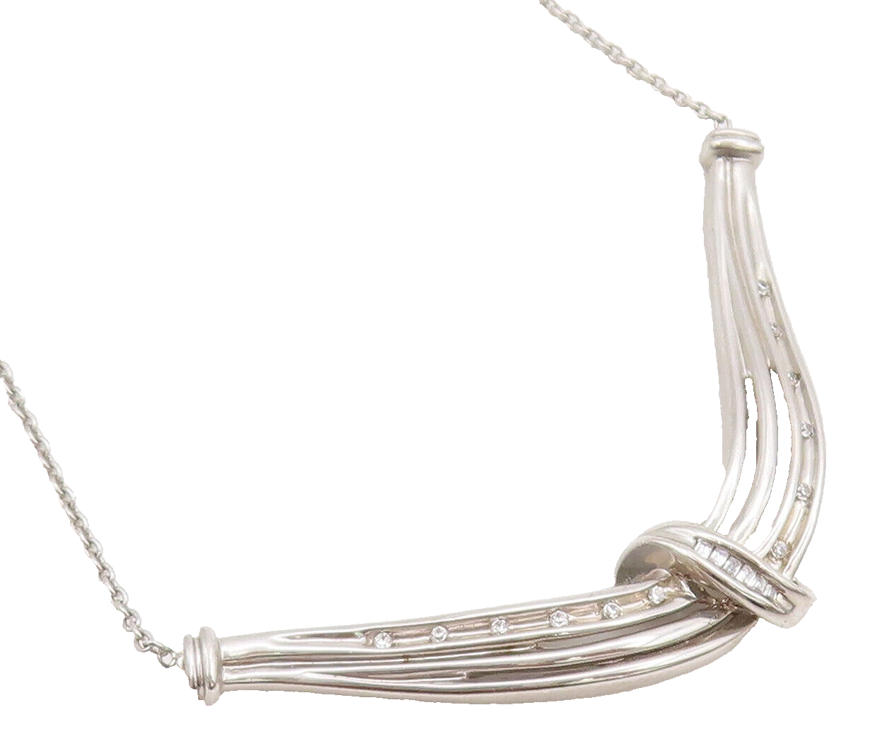 925 Sterling Silver  Vintage Elegant Carved Diamond Pendent Necklace  NE4079