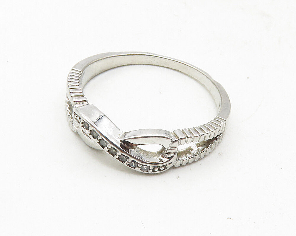 925 Sterling Silver  Petite Topaz Infinity Swirl Shiny Band Ring Sz 9.5 RG9948