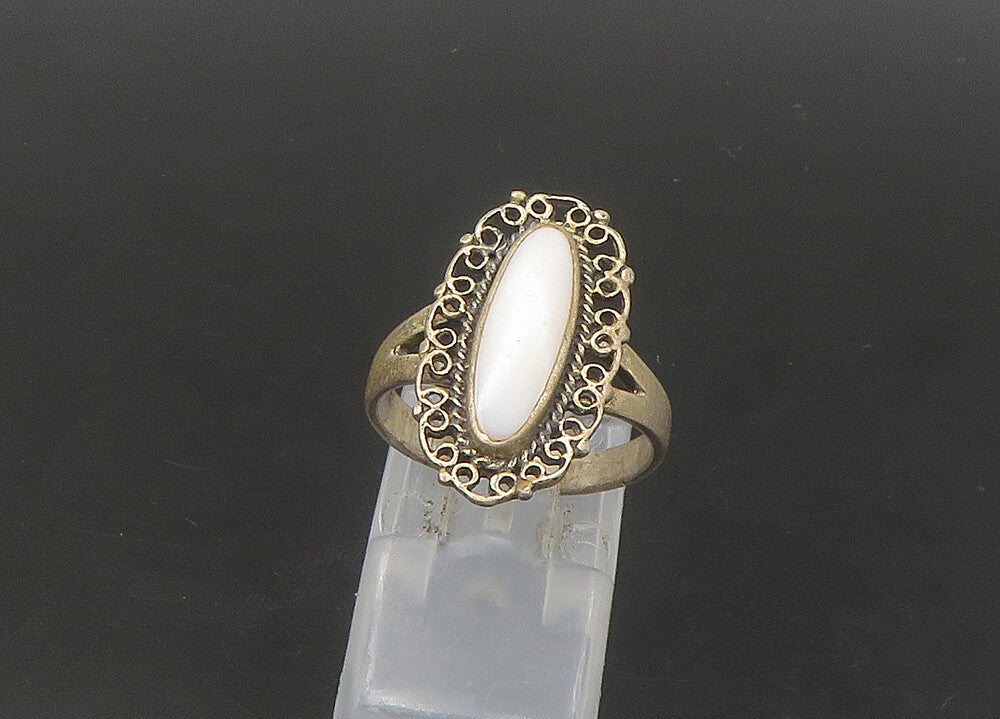 925 Sterling Silver  Vintage White Agate Swirl Trim Band Ring Sz 6  RG22272
