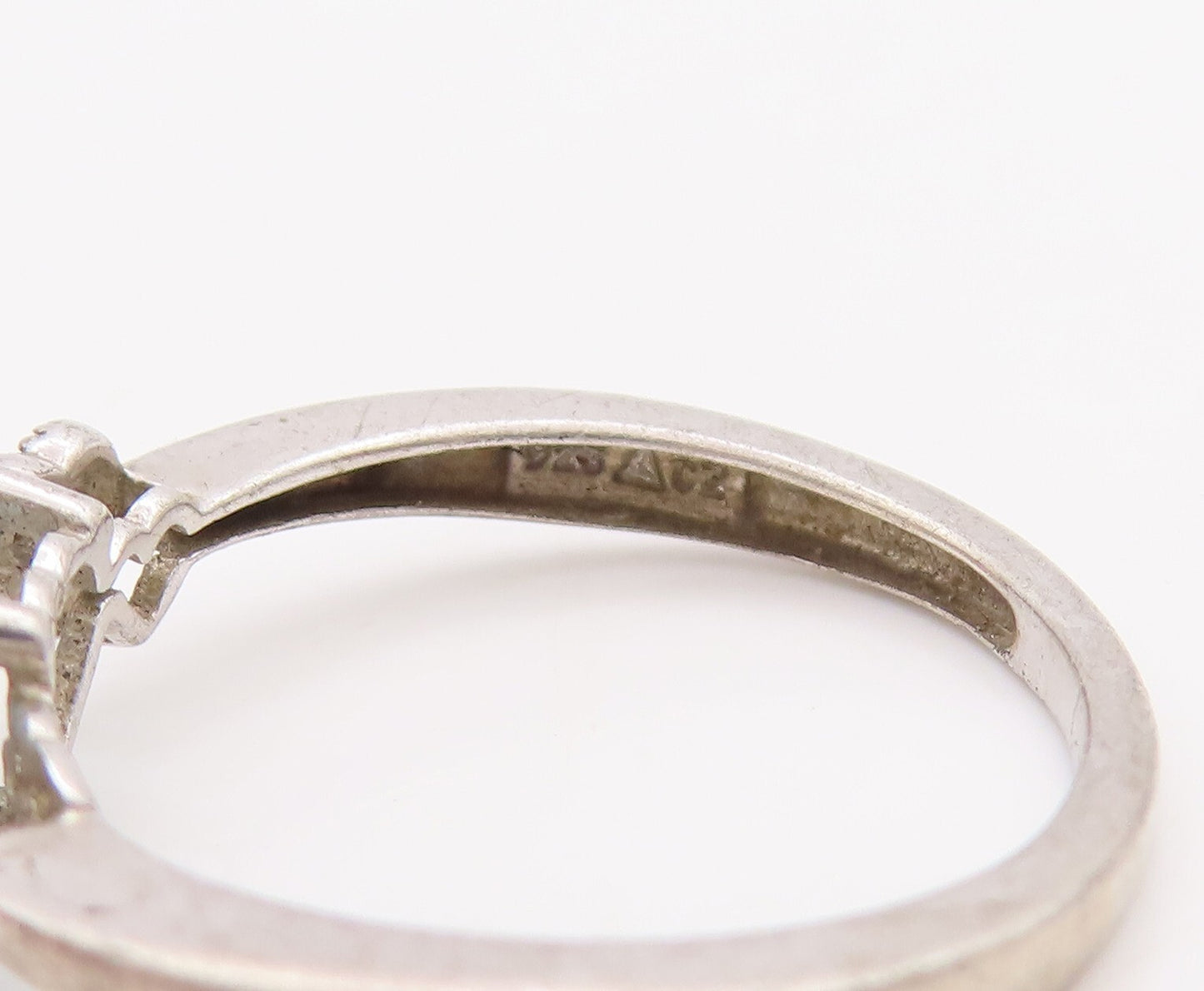 925 Sterling Silver Vintage Ring Designer Heart Cut Two Tone Topz  Sz 7  RG28964