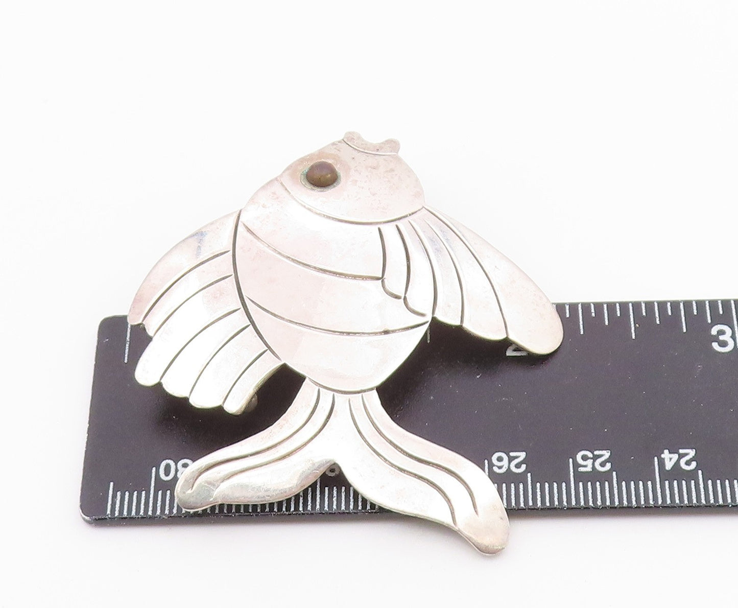 MEXICO 925 Sterling Silver  Vintage Two Tone Fish Motif Brooch Pin  BP8192
