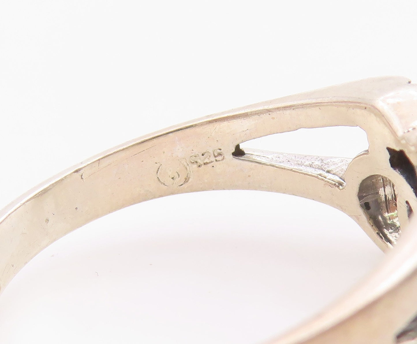 925 Sterling Silver Vintage Ring Interlocking Gender Symbol Band Sz 12.5 RG36309