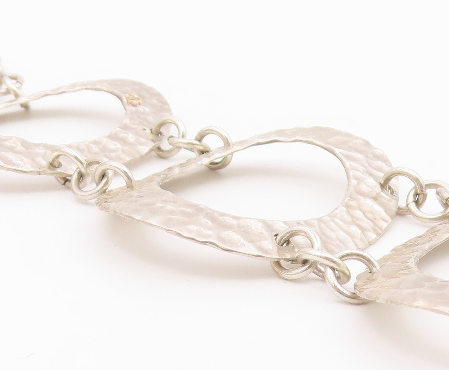 925 Sterling Silver  Vintage Shiny Hammered Oval Link Chain Bracelet  BT3109