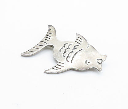 MEXICO 925 Sterling Silver  Vintage Dark Tone Swimming Fish Brooch Pin  BP2748