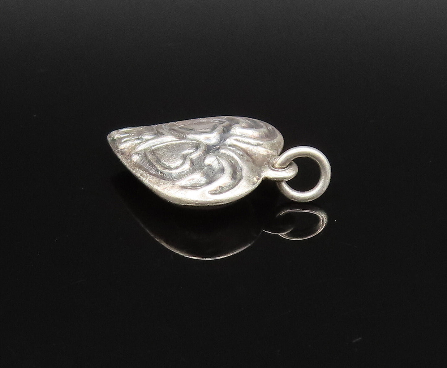 925 Sterling Silver  Vintage Antique Carved Love Hearts Charm Pendant  PT21272