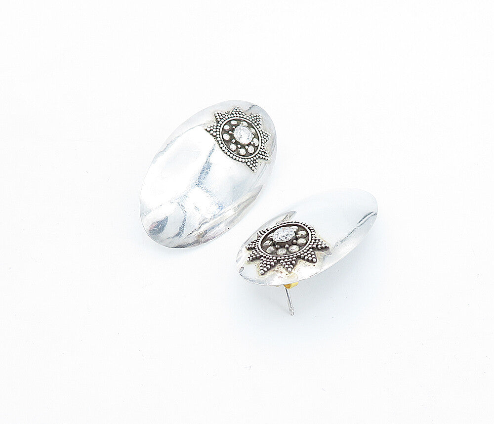 925 Sterling Silver  Vintage Cubic Zirconia Floral Detail Drop Earrings EG2851