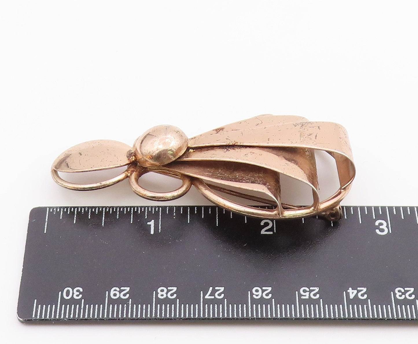 NAPIER 925 Sterling Silver  Vintage Shiny Rare Ribbon Motif Brooch Pin  BP7977
