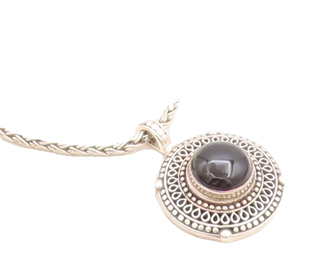 925 Sterling Silver  Vintage Cabochon Black Onyx Swirl Chain Necklace  NE1792