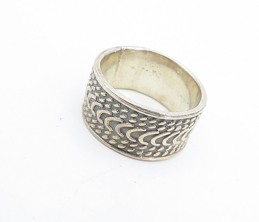 MEXICO 925 Silver  Vintage Dark Tone Etched Pattern Band Ring Sz 8.5  RG5298