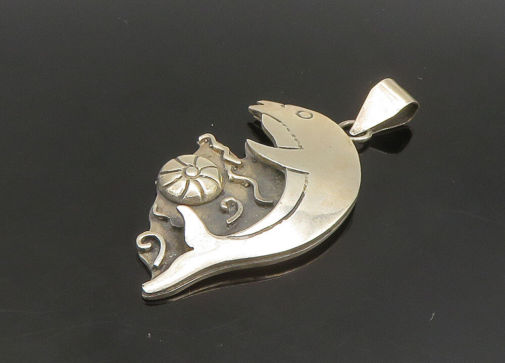 925 Sterling Silver  Vintage Leaping Dolphin Animal Motif Pendant  PT19218