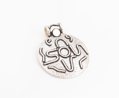 925 Sterling Silver Vintage Pendant Antique Brutalist Carved Coin  PT24384