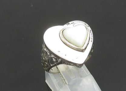 925 Sterling Silver  Vintage Mother Of Pearl Heart Cocktail Ring Sz 7  RG19939