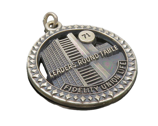 925 Sterling Silver  Vintage Dark Tone Leaders Round Table Pendant  PT9827